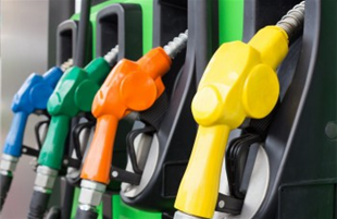 شارژ ماهانه ۲۱۰ لیتر بنزین در کارت سوخت هر خودرو