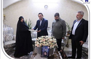 بانک صادرات ایران با تقدیم ۹۶ شهید نماد ایستادگی در کنار مردم است