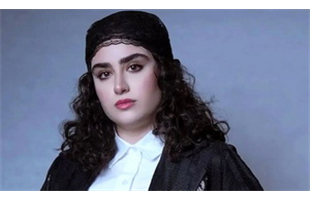 «هانیه غلامی»  با تیپ خاص «توری و ریشه‌دار»