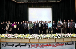 تجلیل از پیشکسوتان عرصه اطلاع‌رسانی در نشست «کنشگران ارتباطی و رسانه» منطقه ۹